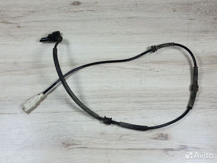 Датчик скорости ABS задний правый Peugeot Citroen