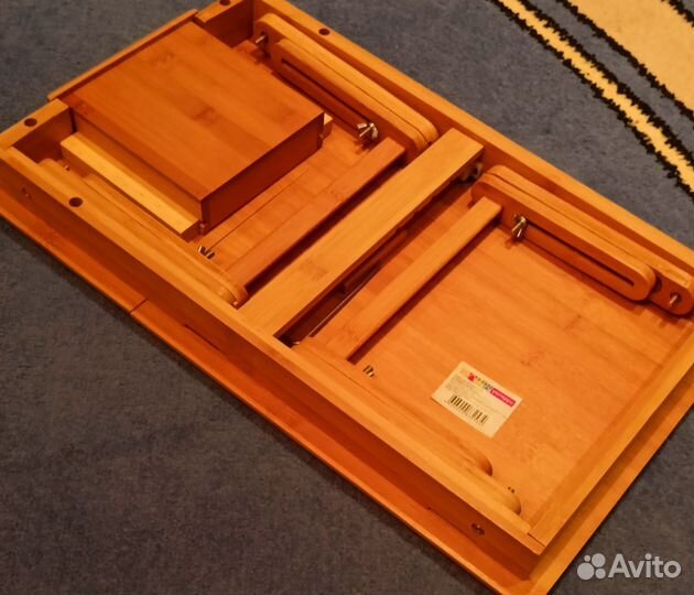 Столик для завтрака в постели