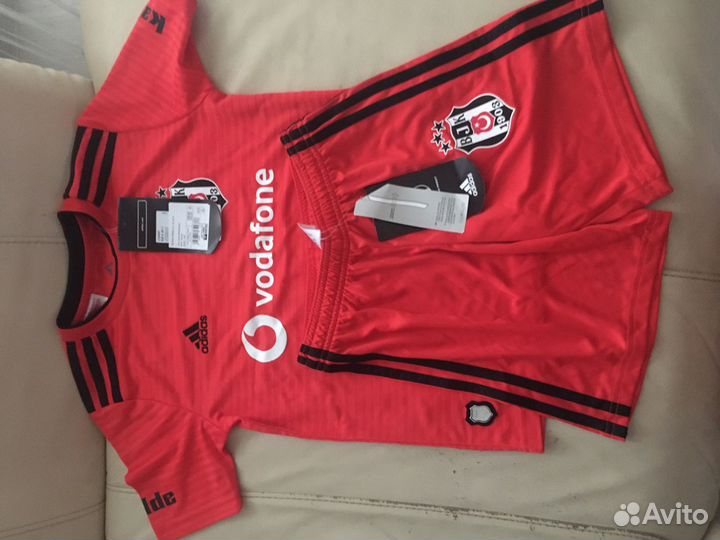 Футбольная форма новая