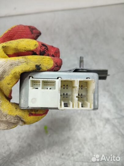 Блок управления эур Toyota Yaris 8965052330