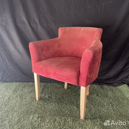 Полукресло