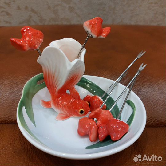 Блюдце золотая рыбка