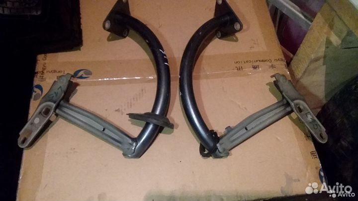 Петли багажника Volkswagen Passat B6 седан