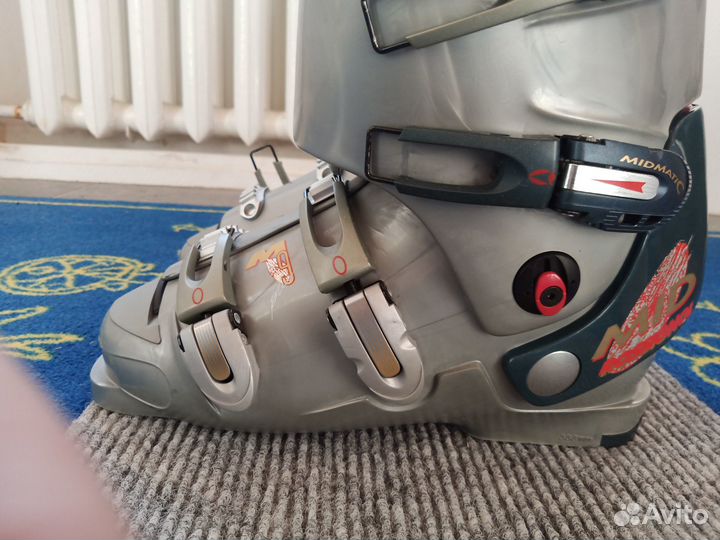 Горнолыжные ботинки Rossignol