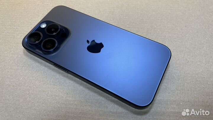 iPhone 15 Pro, 512 ГБ