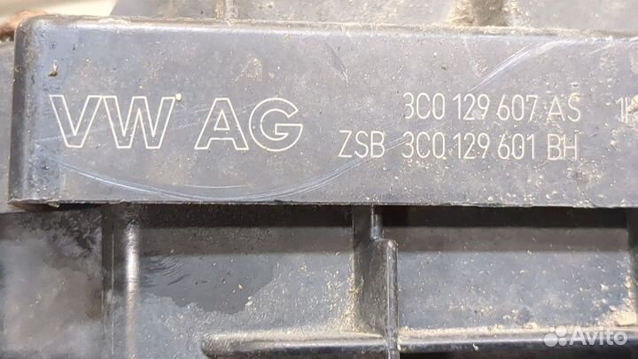 Корпус воздушного фильтра Volkswagen Tiguan