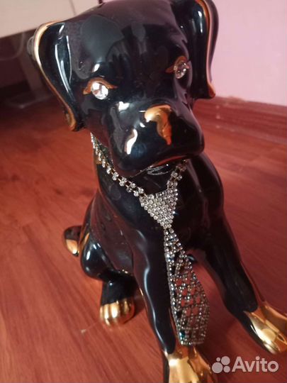 Фигурка керамическая с позолотой 