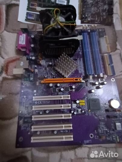 Материнская плата