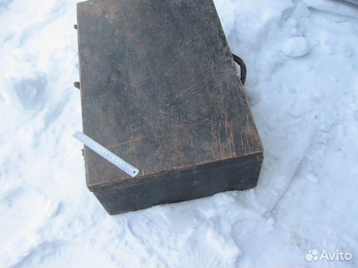 Чемодан фанерный старый