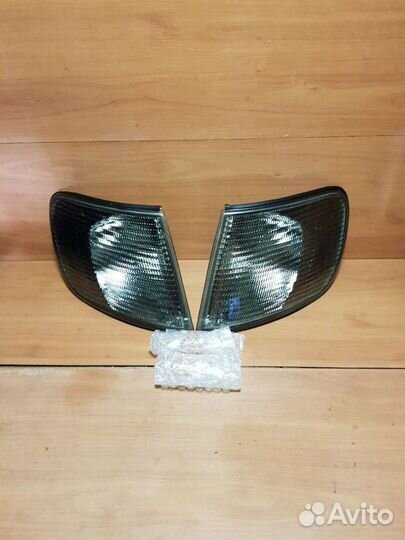 Тонированные поворотники ауди 100 с4