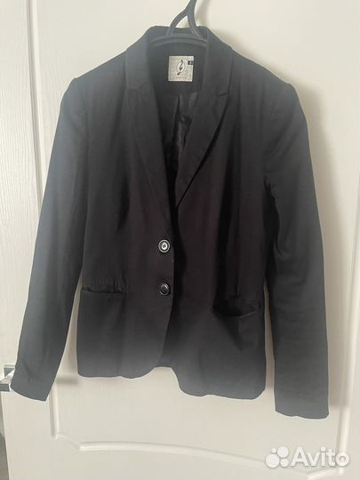 Пиджак женский stradivarius размер s