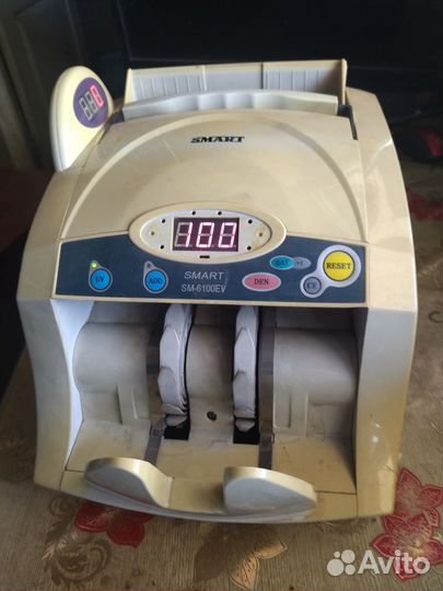 Машинка для счета денег