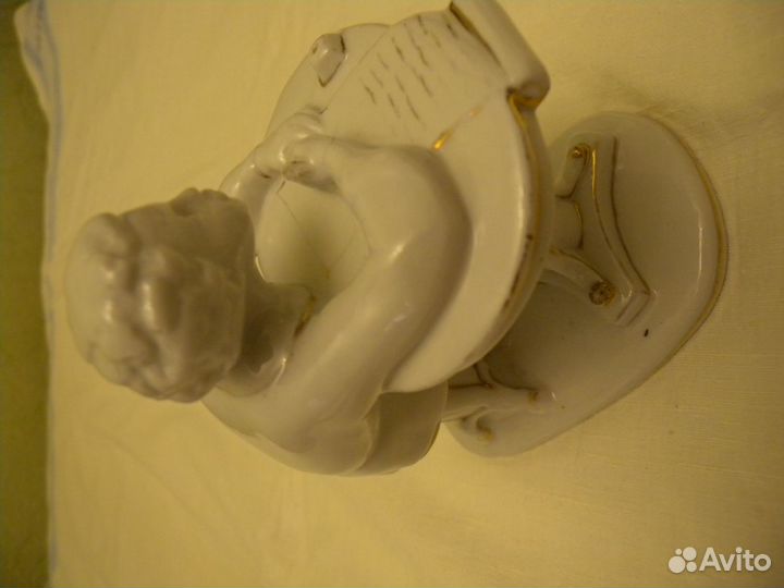 Юный Пушкин за столом