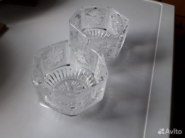 Хрустальная ваза