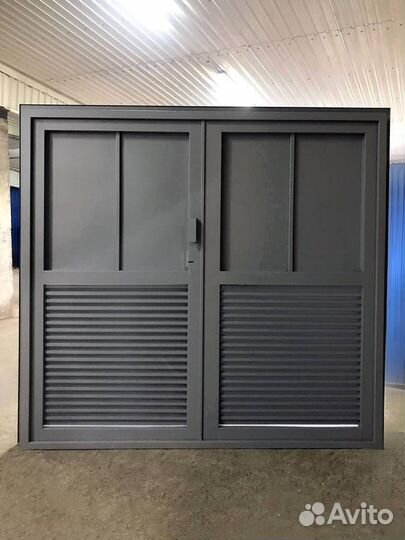 Распашные металлические ворота