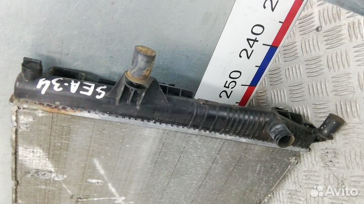 Радиатор системы охлаждения renault scenic 3 2009