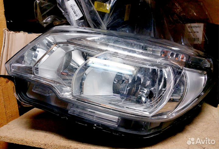 Фара левая на Chevrolet Trailblazer 2012-2016