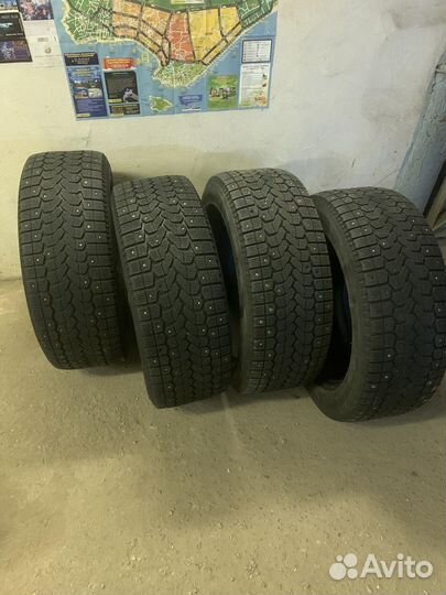 Yokohama 126S 205/55 R16