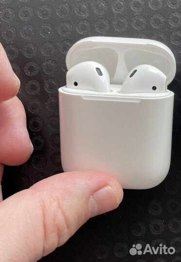 Кейс для Apple AirPods (1/2 generation)