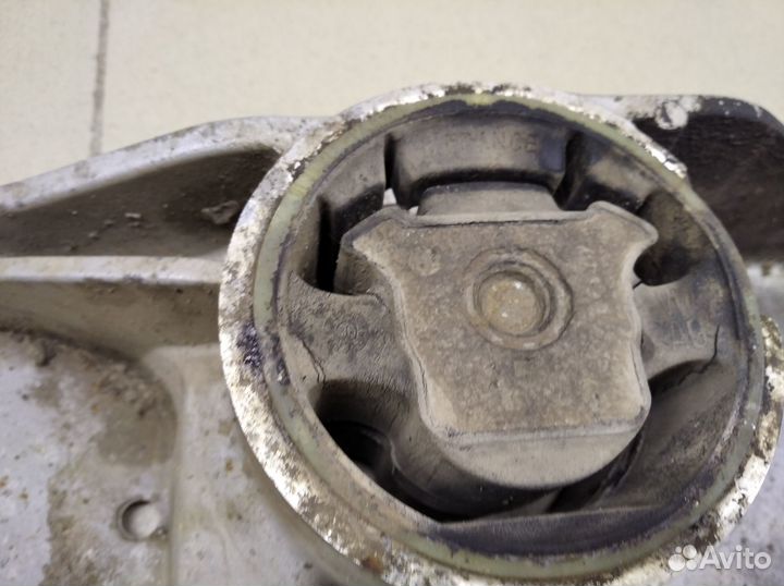 Балка подмоторная Caddy III 2004-2016