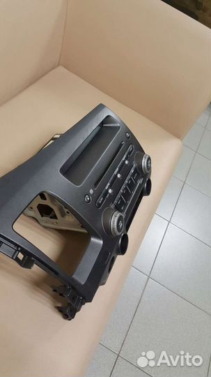 Магнитола Honda civic 4d