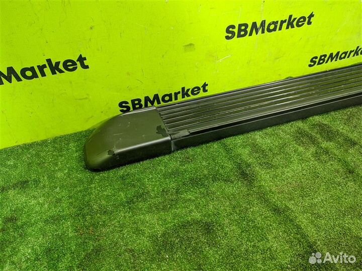 Подножка левая Toyota Land Cruiser UZJ100 2UZ-FE