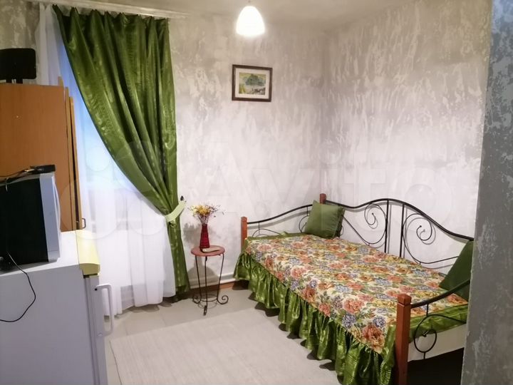 Комната 11 м² в 1-к., 1/1 эт.