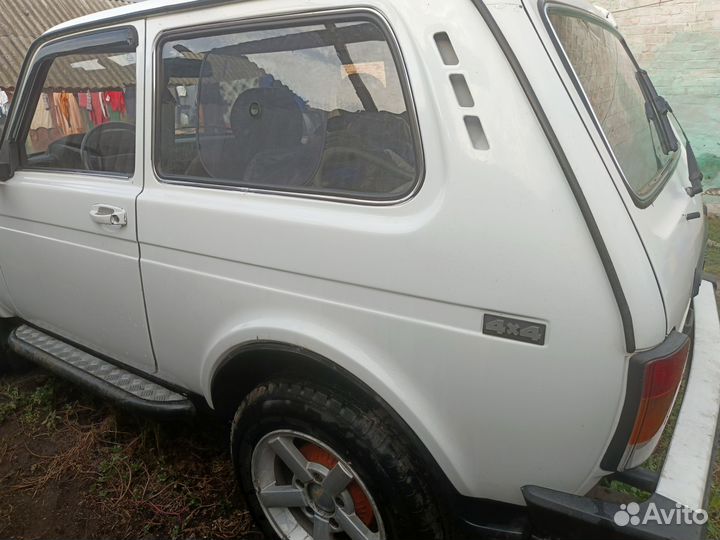 LADA 4x4 (Нива) 1.7 МТ, 2011, 93 750 км