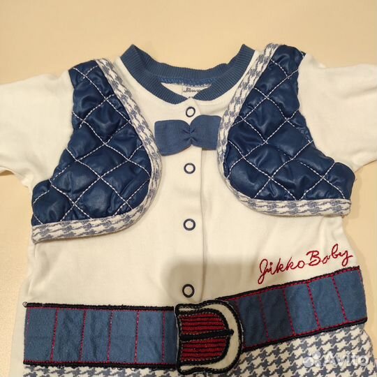 Костюм детский на выписку