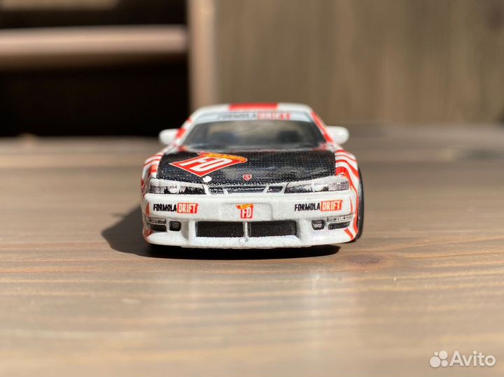 Hot Wheels Premium: Nissan Silvia S14