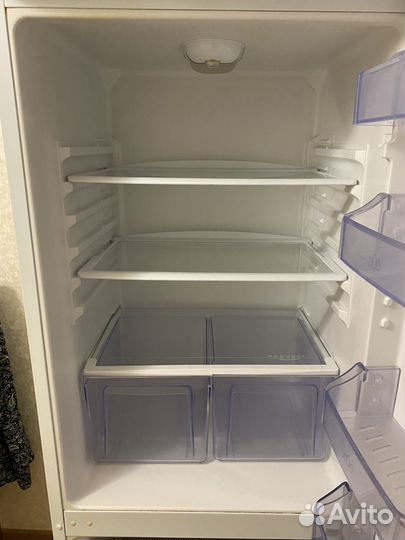 Холодильник Zanussi