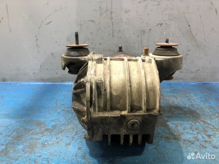 Редуктор задний Chrysler Voyager 4