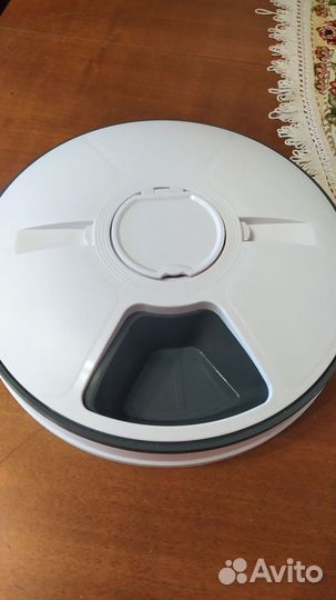 Автокормушка для собак/кошек