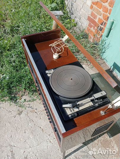 Радиола Урал 114