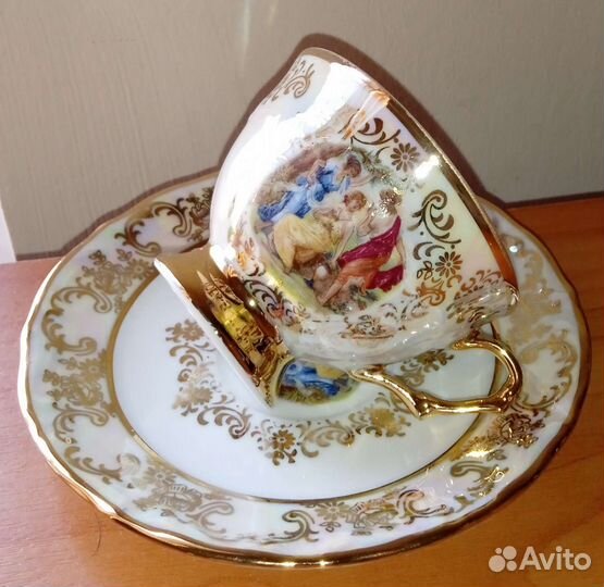 Чашка с блюдцем Мадонна Мария-Луиза.Чехия