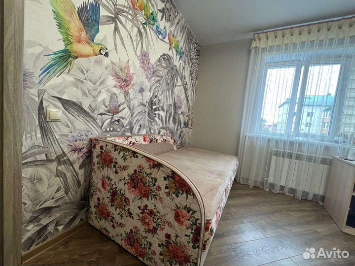 Диван