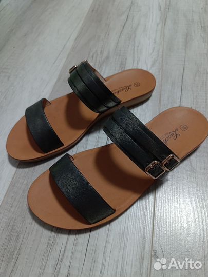 Шлепанцы женские 39 р. новые