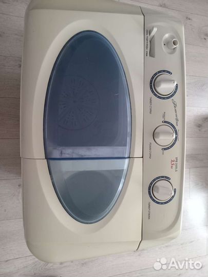 Стиральная машина с вертикальной загрузкой