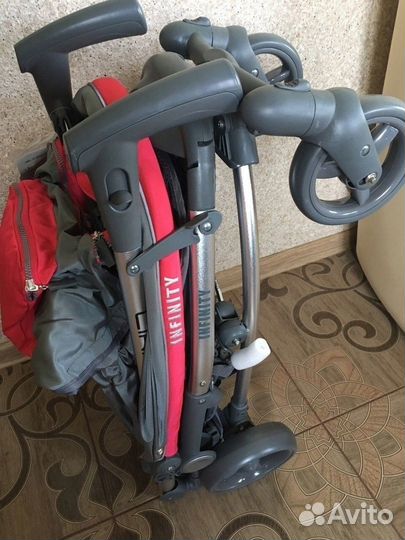 Коляска прогулочная Infinity Lira 4 (Инфинити Лира