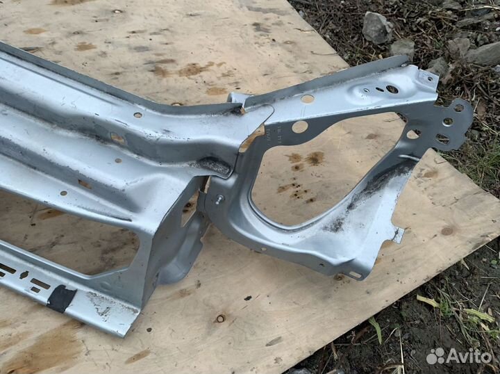 Панель передняя (телевизор) Renault Kangoo 03-09