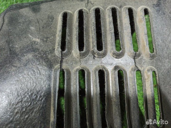 Обшивка багажника задняя левая Chevrolet Aveo T250