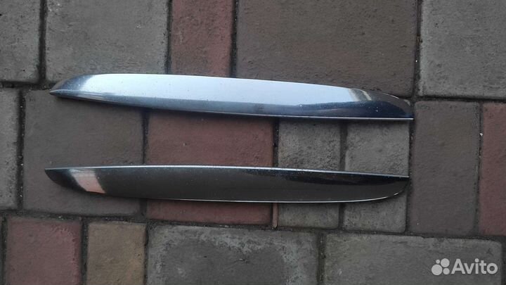 Накладки на стойки и радиаторную решетку BMW E90