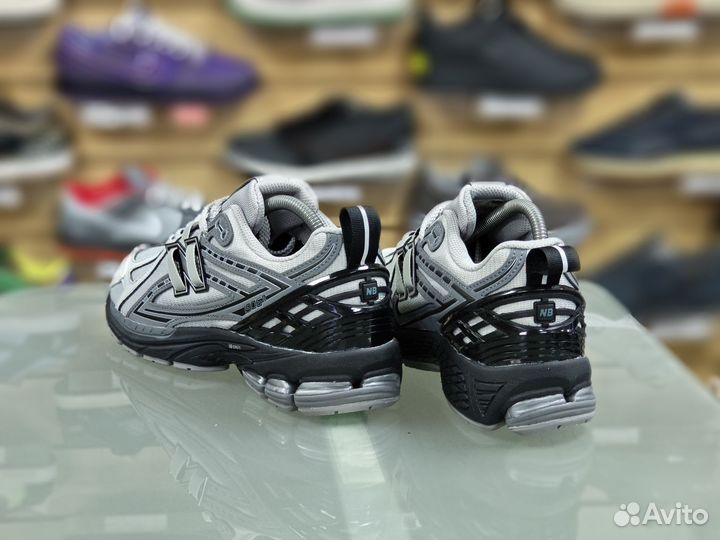 Кроссовки мужские New Balance