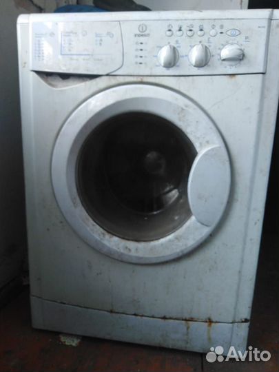 Стиральная машина indesit на запчасти