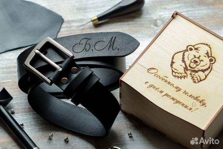 Кожаный ремень с гравировкой