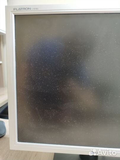 Монитор LG и системный блок