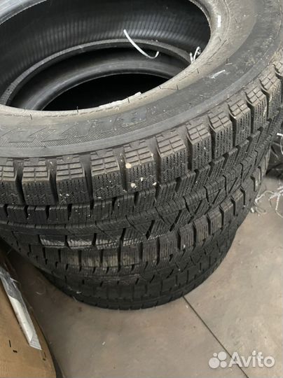 Bridgestone Blizzak Revo GZ 195/60 R15 88S