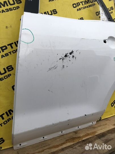 Задняя левая дверь Mazda CX-7