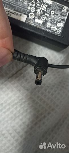 Блок питания для ноутбука