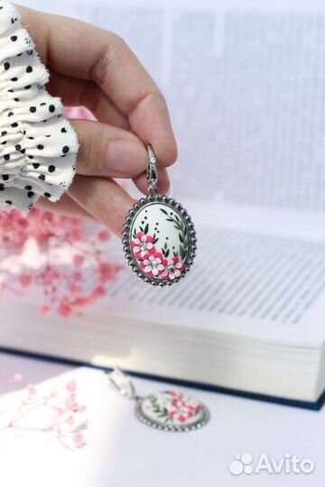 Серьги ручной работы из полимерной глины с цветами